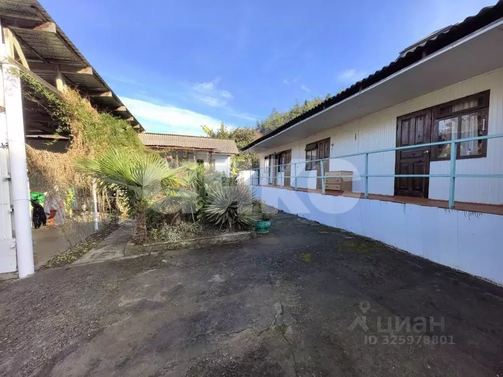 Дом в Краснодарский край, Сочи пос. Лоо, ул. Керченская (156 м) - Фото 1