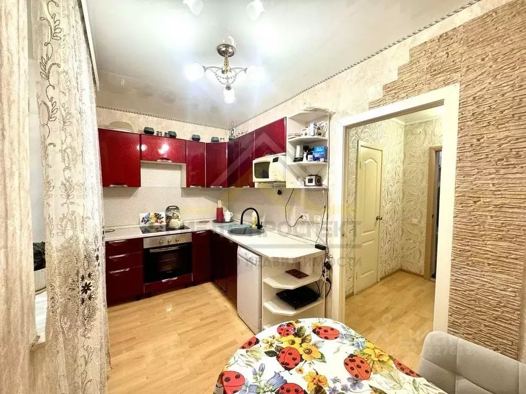 3-к кв. Белгородская область, Старый Оскол Заречье мкр, 14 (78.0 м) - Фото 1