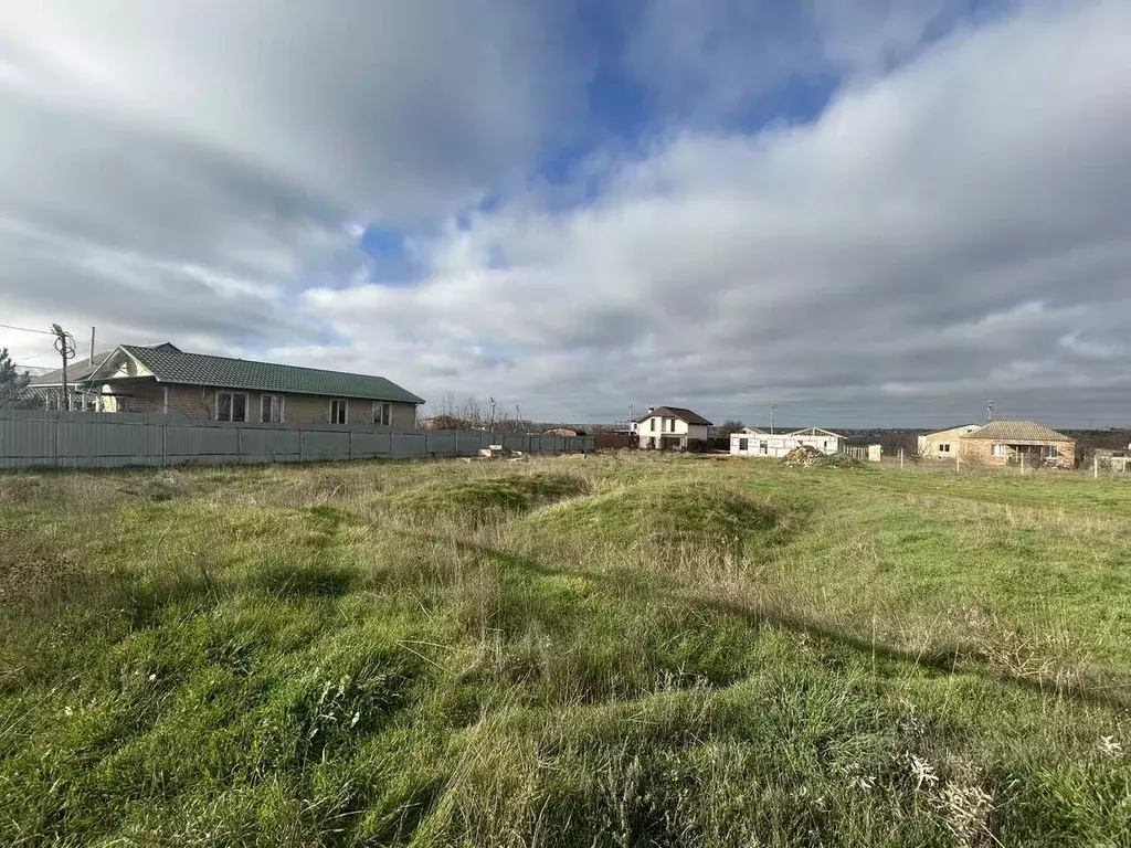 Участок в Севастополь с. Вишневое, ул. Мира, 32 (8.0 сот.) - Фото 1