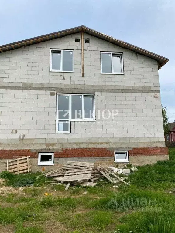 Дом в Костромская область, Костромской район, Чернопенское с/пос, д. ... - Фото 1