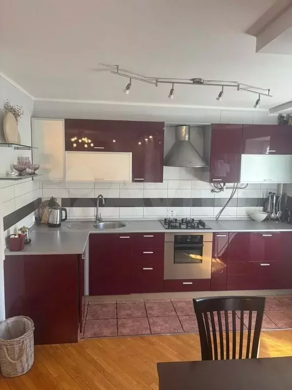 3-к. квартира, 60 м, 3/5 эт. - Фото 0