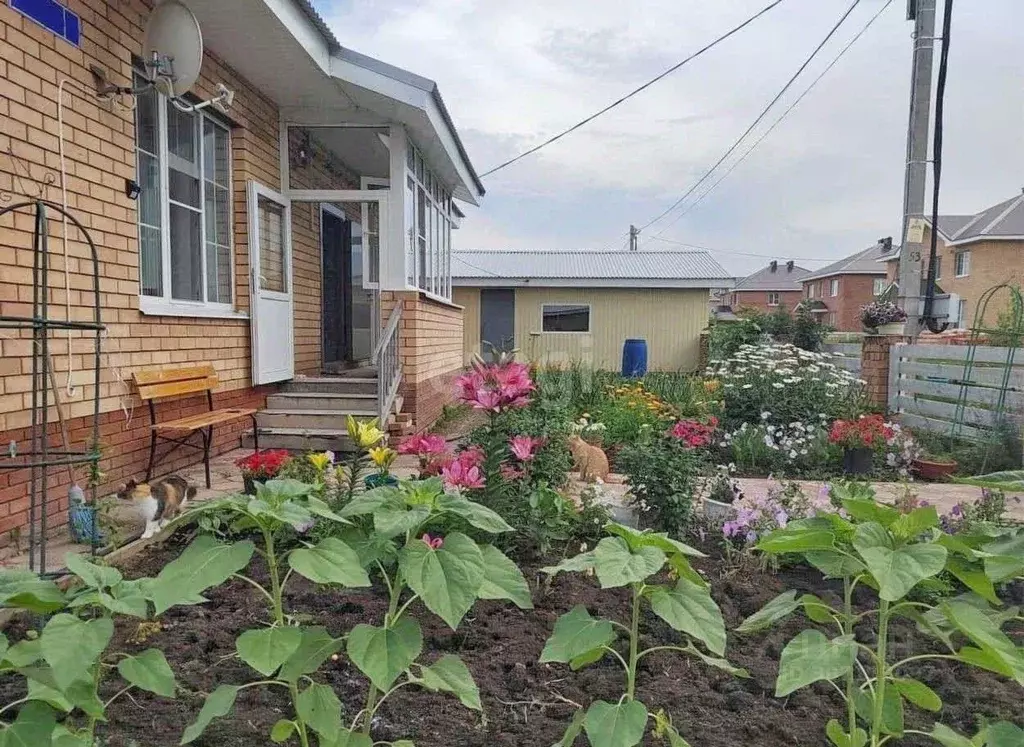 Дом в Татарстан, Пестречинский район, Богородское с/пос, д. Камыш ул. ... - Фото 1