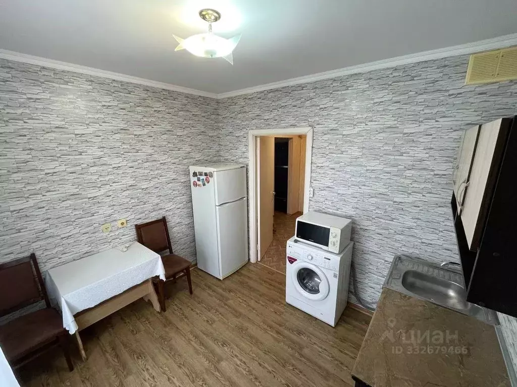 1-к кв. Крым, Симферополь ул. Балаклавская, 115 (40.0 м) - Фото 2