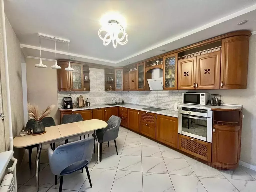 4-к кв. Алтайский край, Барнаул ул. Папанинцев, 123 (131.4 м) - Фото 2