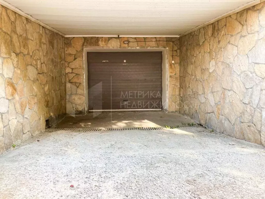 Гараж в Тюменская область, Тюмень ул. Свердлова, 2к1 (25 м) - Фото 1