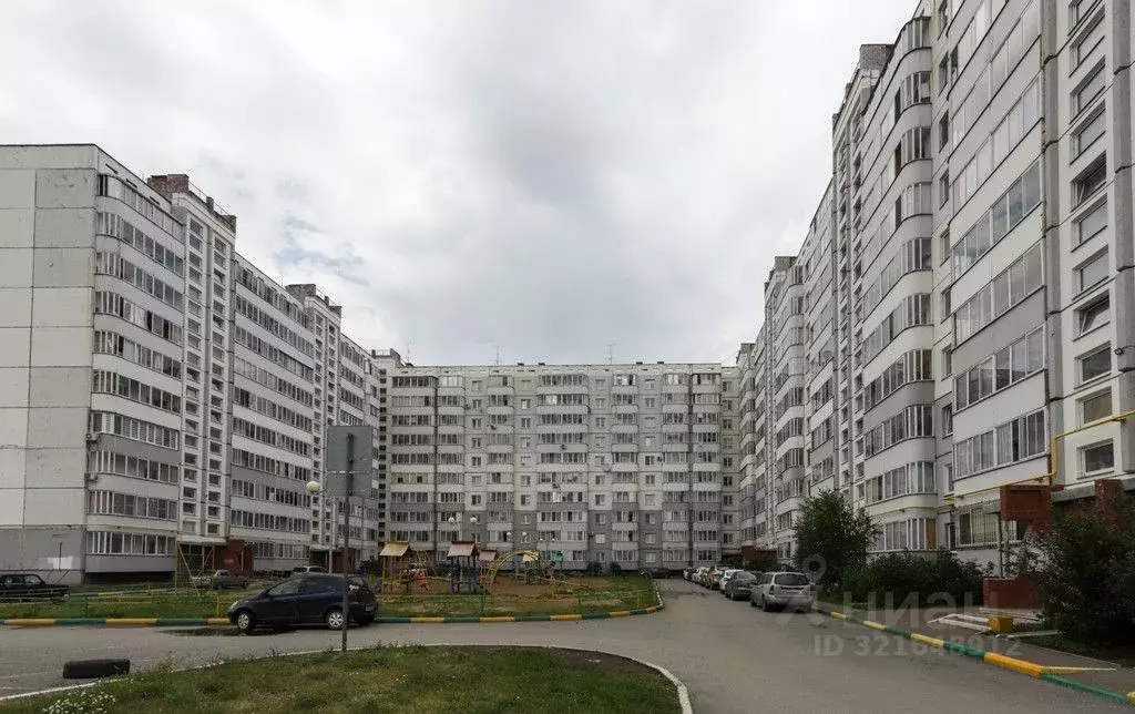 2-к кв. Омская область, Омск ул. Завертяева, 20к1 (54.7 м) - Фото 0