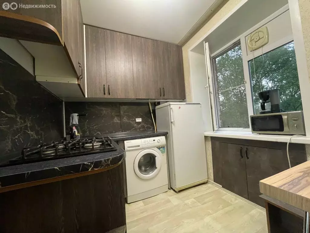 3-комнатная квартира: Собинка, улица Гоголя, 3Б (59 м) - Фото 1