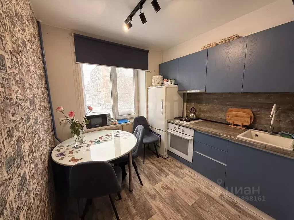 1-к кв. Удмуртия, Ижевск Клубная ул., 36 (30.0 м) - Фото 1