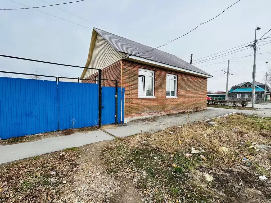 Дом в Омская область, Омск ул. 19-я Северная (90 м) - Фото 0