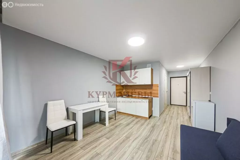 Квартира-студия: Екатеринбург, жилой район Уктус, микрорайон Светлый, ... - Фото 1