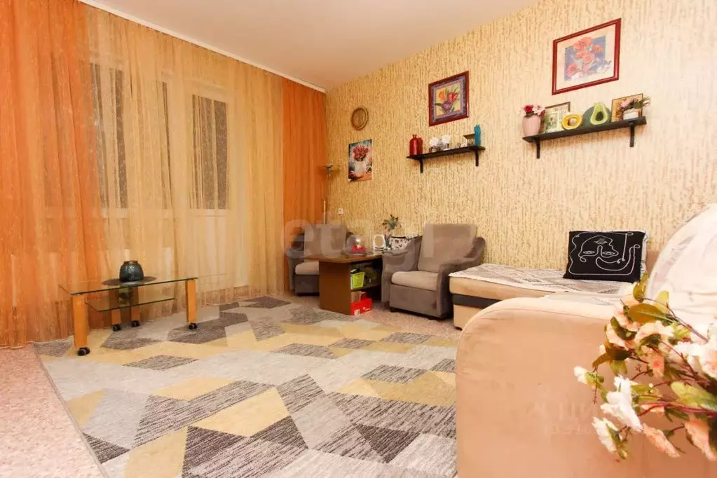 2-к кв. Ханты-Мансийский АО, Нягань 10-й мкр,  (52.9 м) - Фото 0