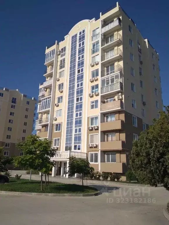 2-к кв. Крым, Евпатория просп. Ленина, 68к42 (62.0 м) - Фото 1