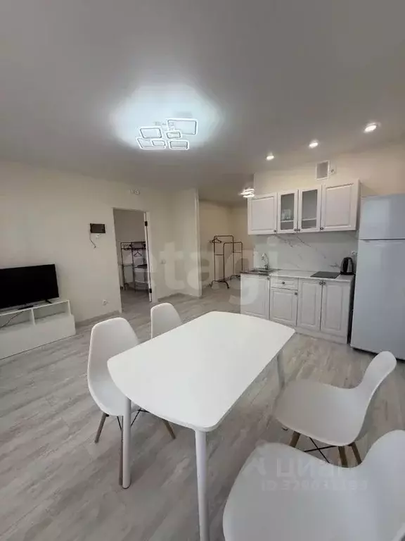 1-к кв. Тюменская область, Тюмень Интернациональная ул., 199к9 (52.0 ... - Фото 2