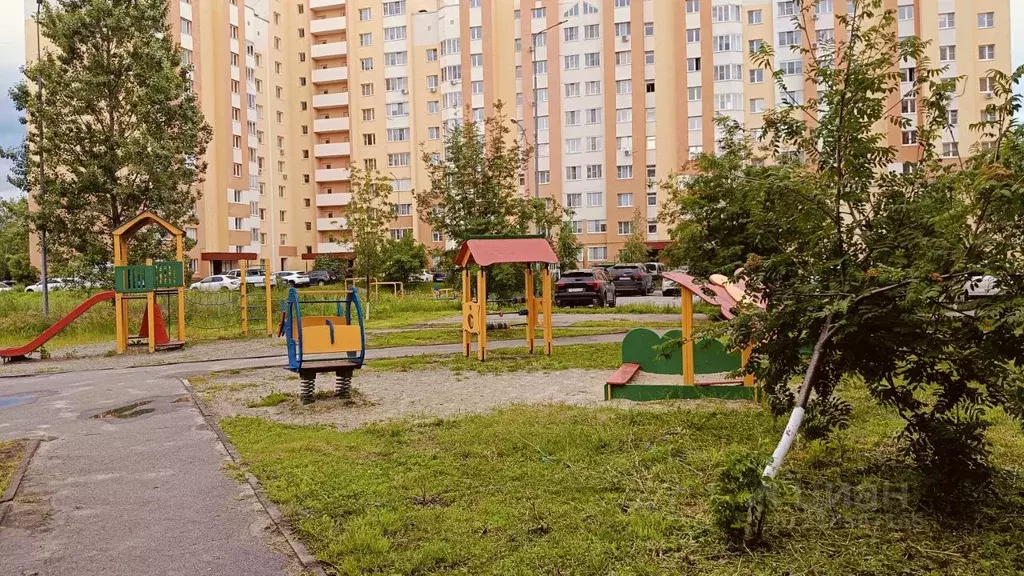 2-к кв. Пензенская область, Пенза ул. Антонова, 24 (58.8 м) - Фото 1