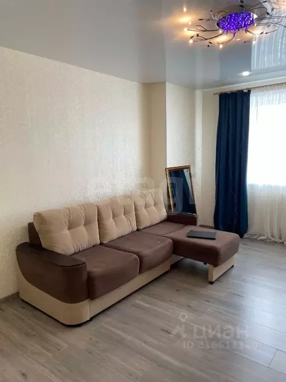 1-к кв. Ханты-Мансийский АО, Сургут ул. Есенина, 8 (45.0 м) - Фото 0