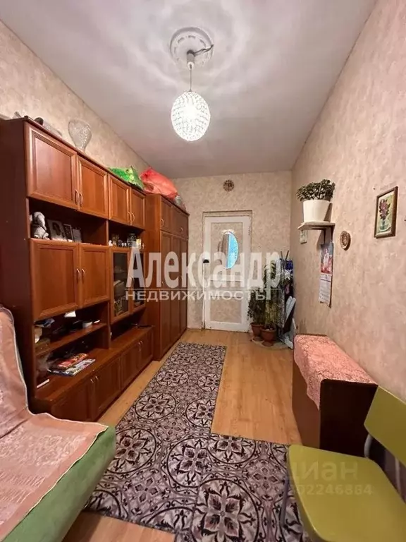 Комната Санкт-Петербург ул. Ватутина, 14 (13.2 м) - Фото 1