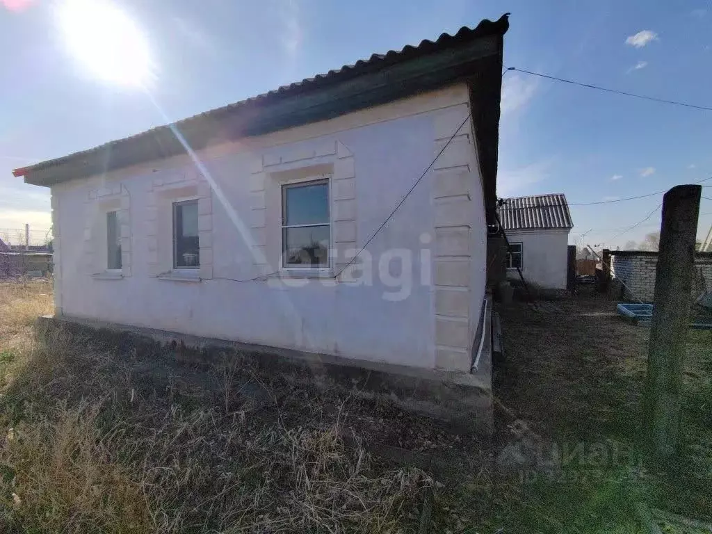 Дом в Амурская область, Белогорск Нефтяной пер., 6 (641 м) - Фото 2