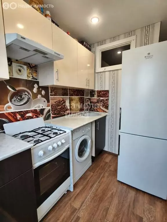 1-комнатная квартира: Уфа, улица Машиностроителей, 4 (34 м) - Фото 2