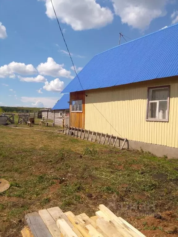 Дом в Башкортостан, Кармаскалинский район, Старомусинский сельсовет, ... - Фото 1