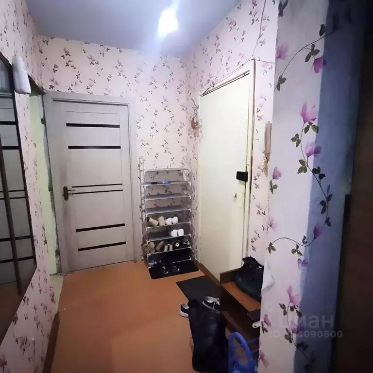 Комната Самарская область, Тольятти 15-й кв-л, бул. Космонавтов, 32 ... - Фото 2