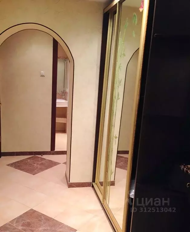 2-к кв. Башкортостан, Уфа ул. Ферина, 4 (56.0 м) - Фото 1