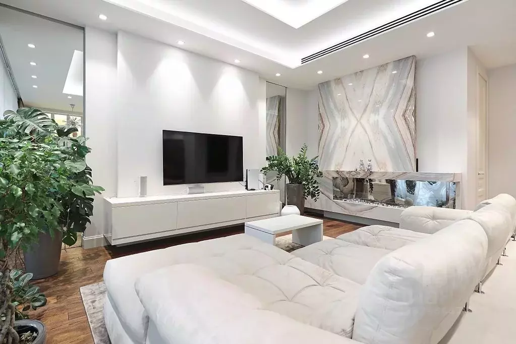 3-к кв. Москва ул. Ефремова, 10к2 (158.4 м) - Фото 2
