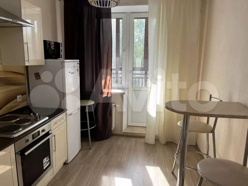 1-к. квартира, 35 м, 4/9 эт. - Фото 1