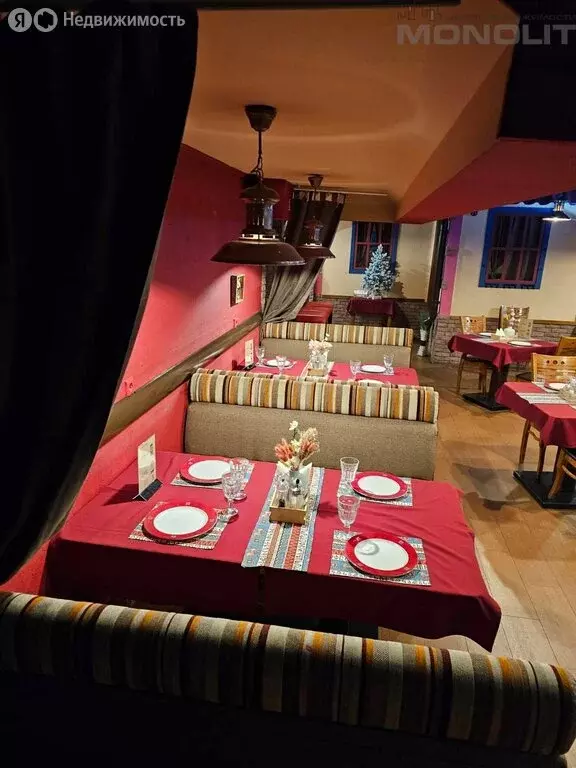 Торговая площадь (239.5 м) - Фото 2