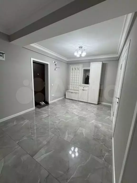 2-к. квартира, 75 м, 2/10 эт. - Фото 0