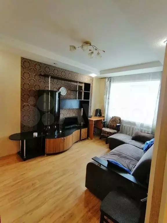 3-к. квартира, 55 м, 1/5 эт. - Фото 0