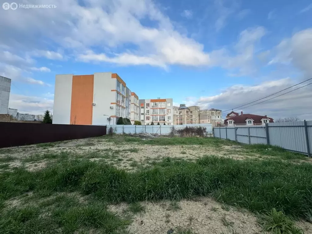 Участок в Симферополь, Межевая улица (5 м) - Фото 1