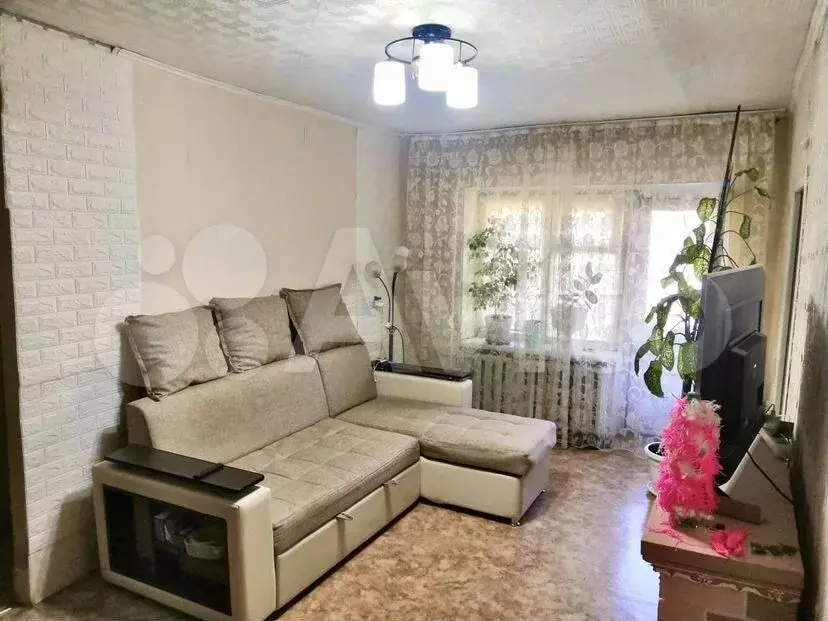 3-к. квартира, 60 м, 2/4 эт. - Фото 1