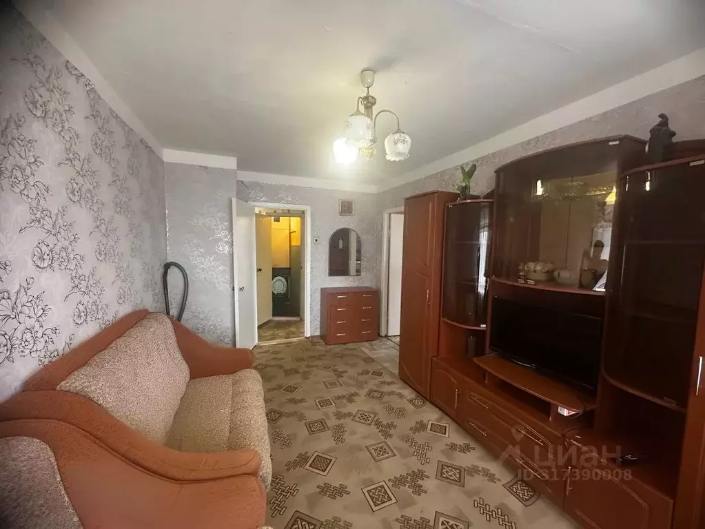 2-к кв. Новгородская область, Малая Вишера ул. Мерецкова, 2А (43.2 м) - Фото 0