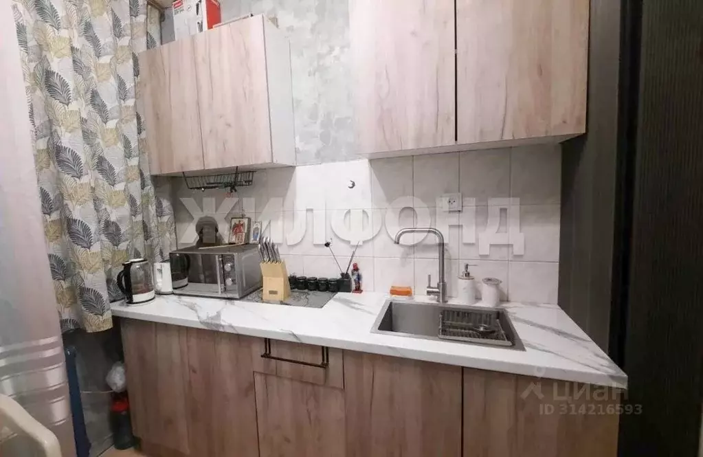 2-к кв. Ханты-Мансийский АО, Когалым ул. Мира, 22В (36.8 м) - Фото 0