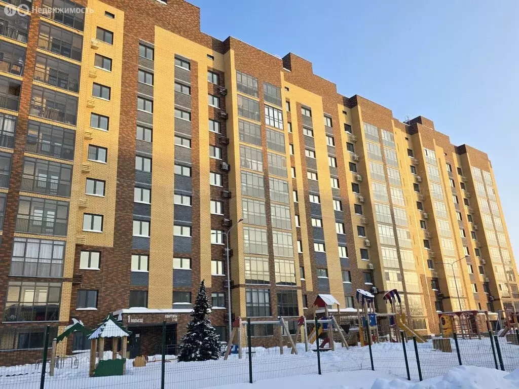 2-комнатная квартира: Казань, улица Рауиса Гареева, 78А (73.4 м) - Фото 2