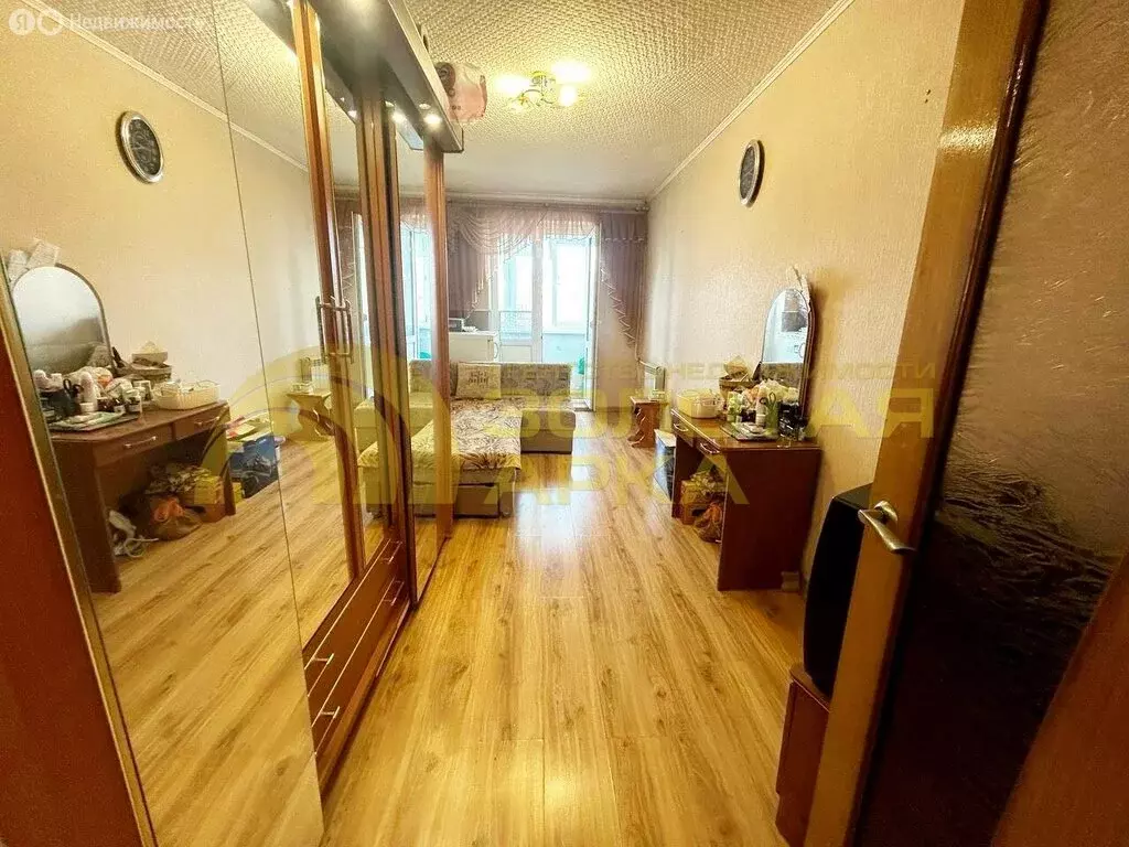 3-комнатная квартира: Крымск, улица Фадеева, 25 (54 м) - Фото 0