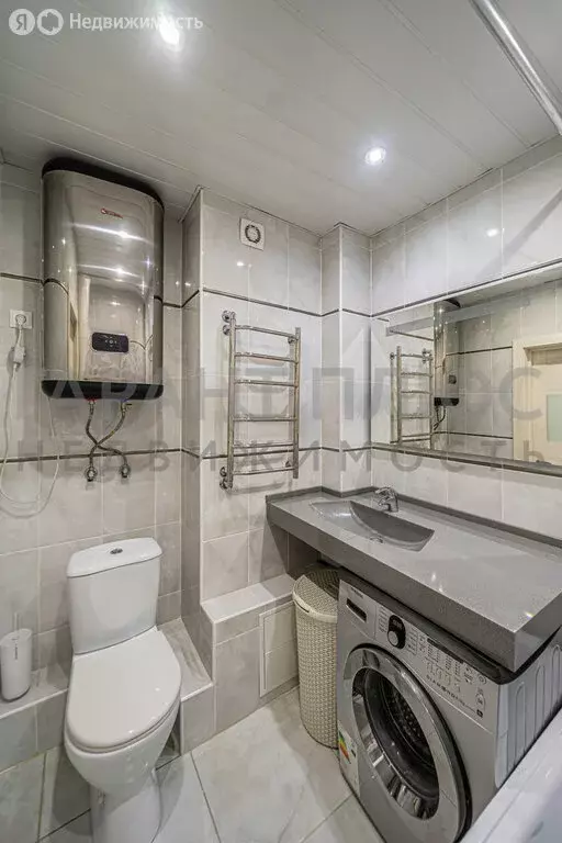 1-комнатная квартира: Липецк, улица Е.И. Замятина, 1 (46.8 м) - Фото 1