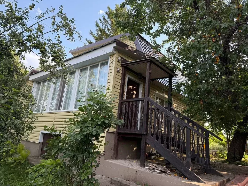 Дом в Саратовская область, Энгельсский район, Красноярское ... - Фото 1