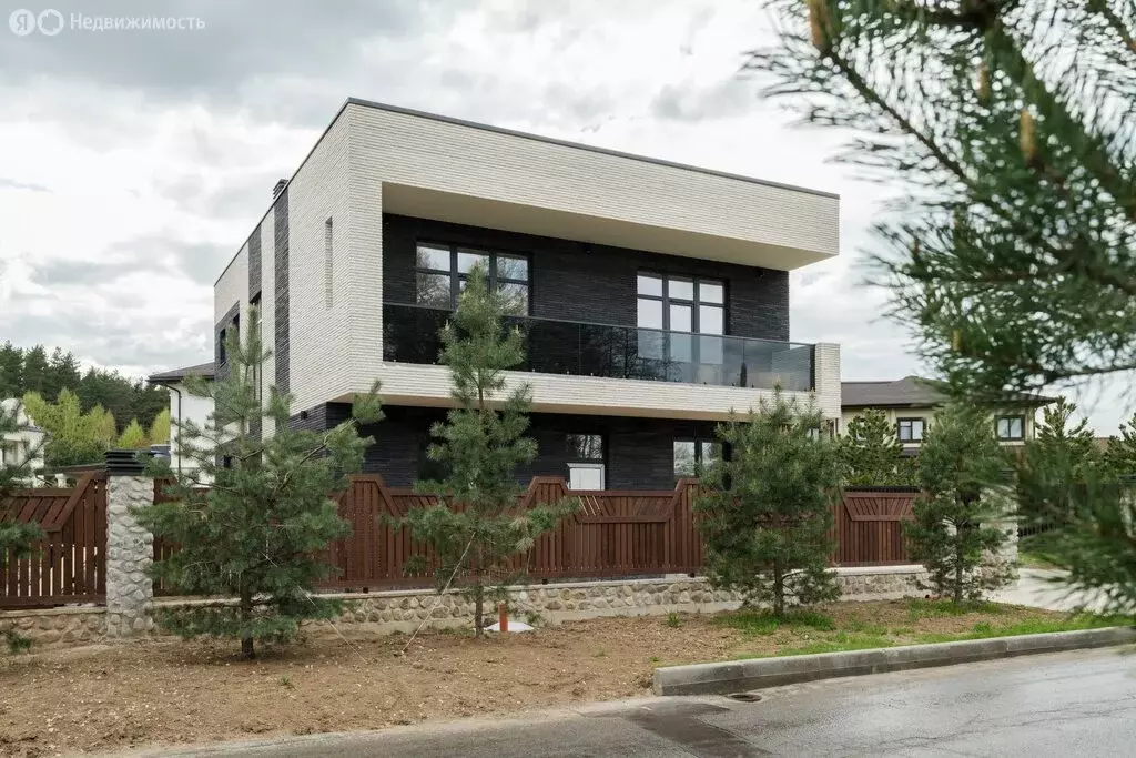 Дом в деревня Мишуткино, КП Глаголево-парк (220 м) - Фото 1