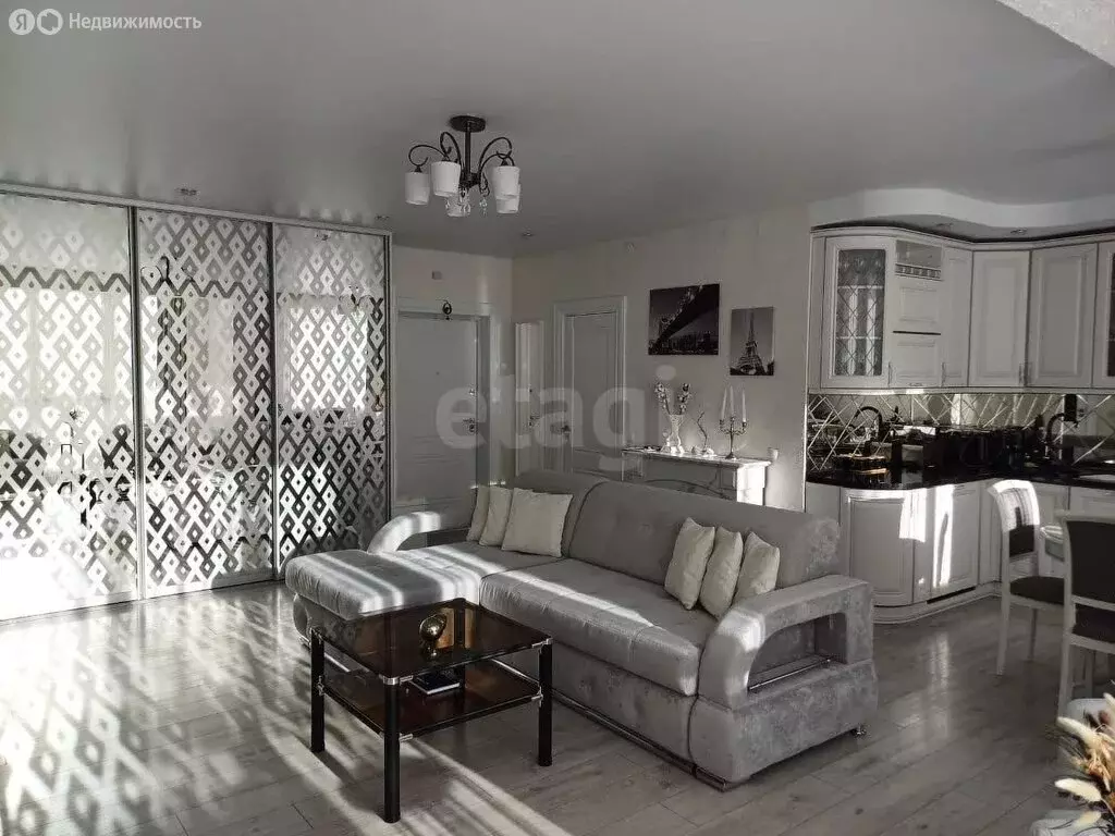 2-комнатная квартира: Казань, проспект Победы, 139Ак1 (61 м) - Фото 2