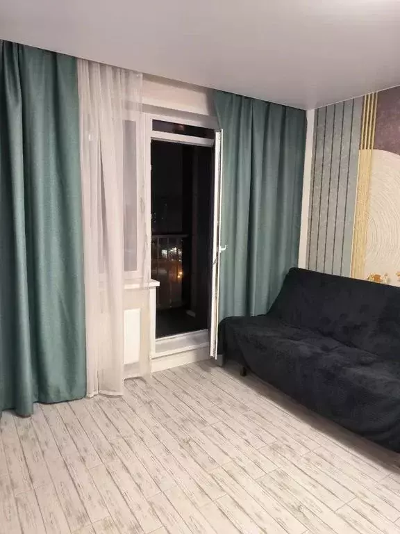 2-к кв. Красноярский край, Красноярск ул. Авиаторов, 43 (43.0 м) - Фото 1