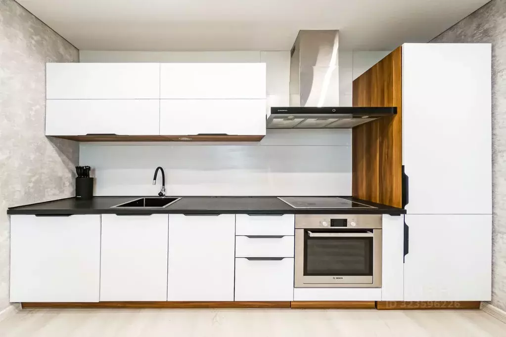 1-к кв. Свердловская область, Екатеринбург ул. Юмашева, 13 (57.0 м) - Фото 1