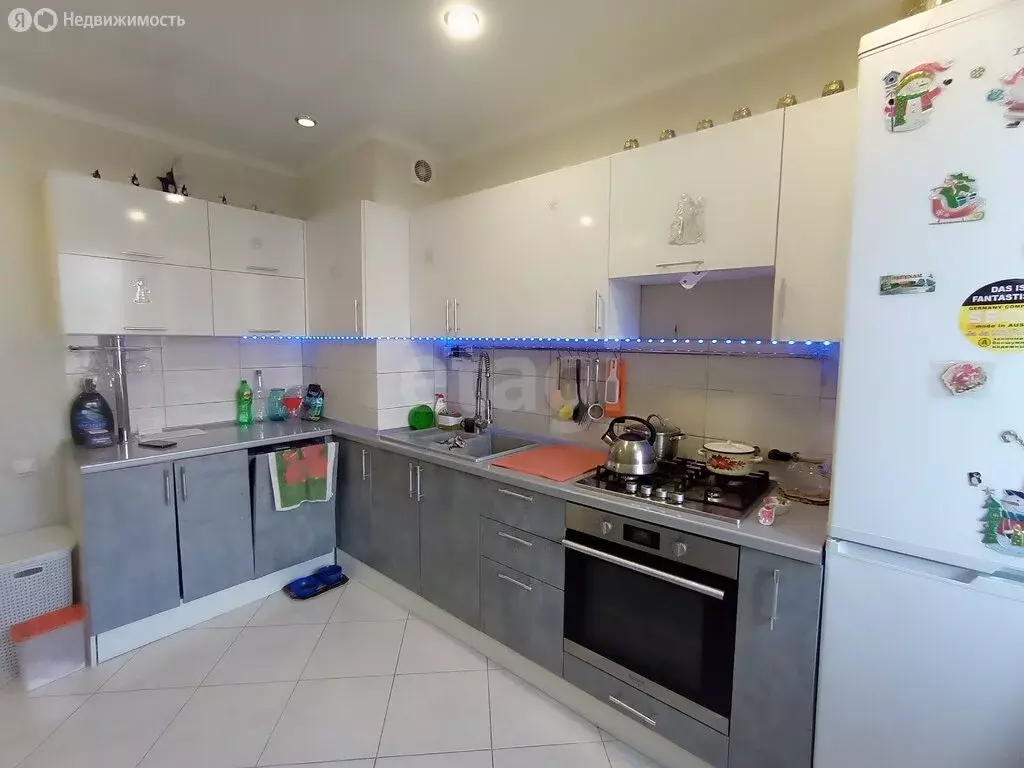 3-комнатная квартира: Энгельс, Ленинградская улица, 5 (68 м) - Фото 2