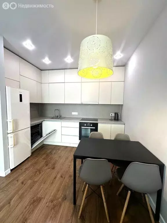 2-комнатная квартира: Екатеринбург, улица Шаумяна, 20 (60 м) - Фото 1