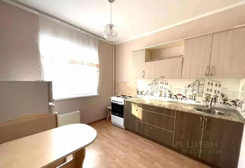 1-к кв. Курганская область, Курган Заозерный жилрайон, 4-й мкр, 15 ... - Фото 0