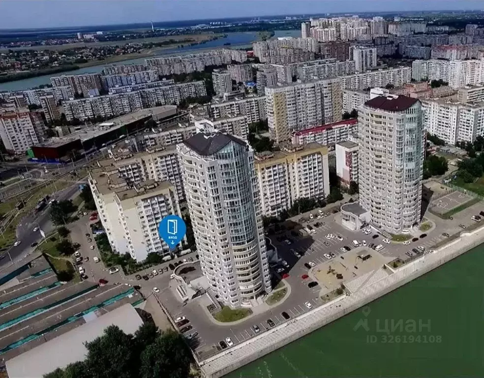 Торговая площадь в Краснодарский край, Краснодар Юбилейный мкр, наб. ... - Фото 2