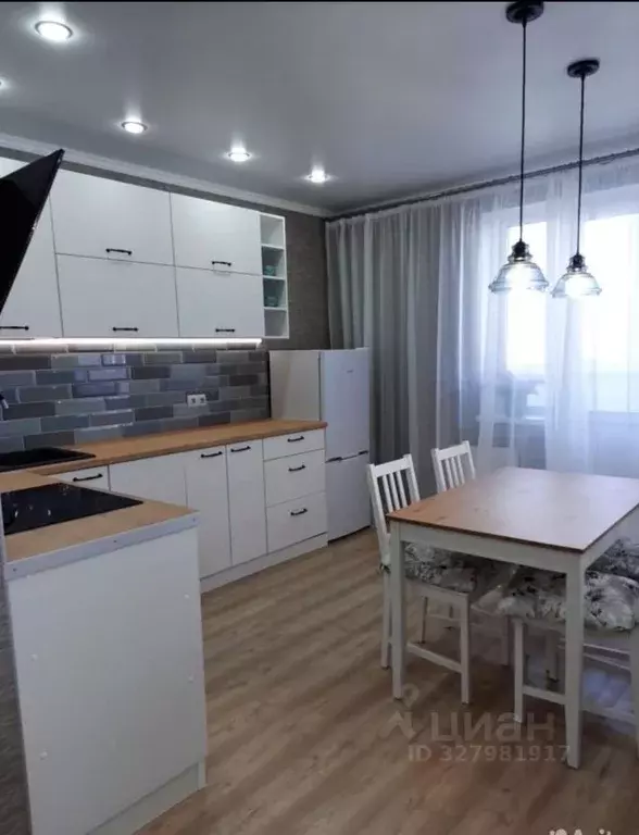 Студия Саратовская область, Энгельс ул. Пушкина, 87 (36.0 м) - Фото 1