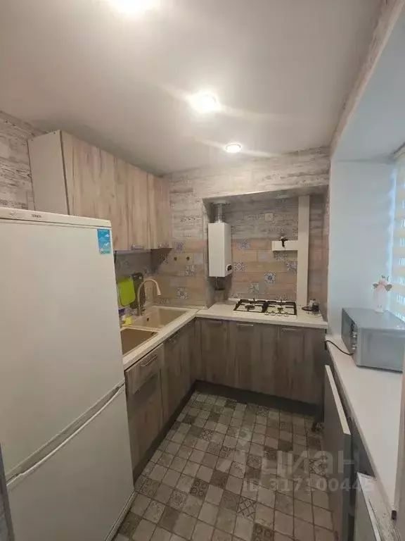 2-к кв. Нижегородская область, Бор ул. Максима Горького, 2 (40.0 м) - Фото 1