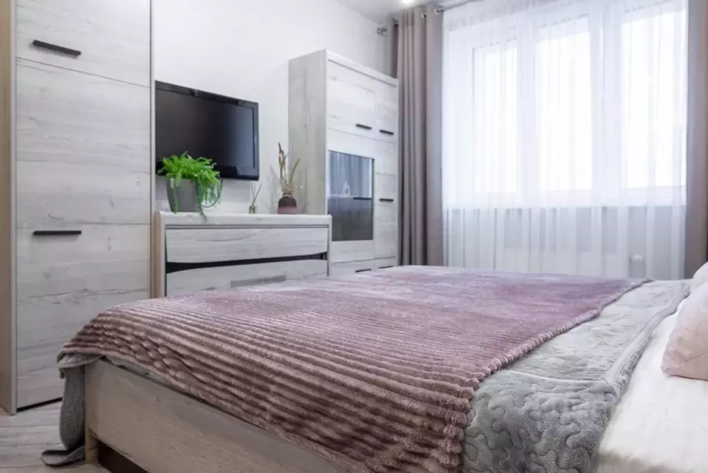 1-к кв. Татарстан, Казань ул. Азата Аббасова, 5 (46.0 м) - Фото 0