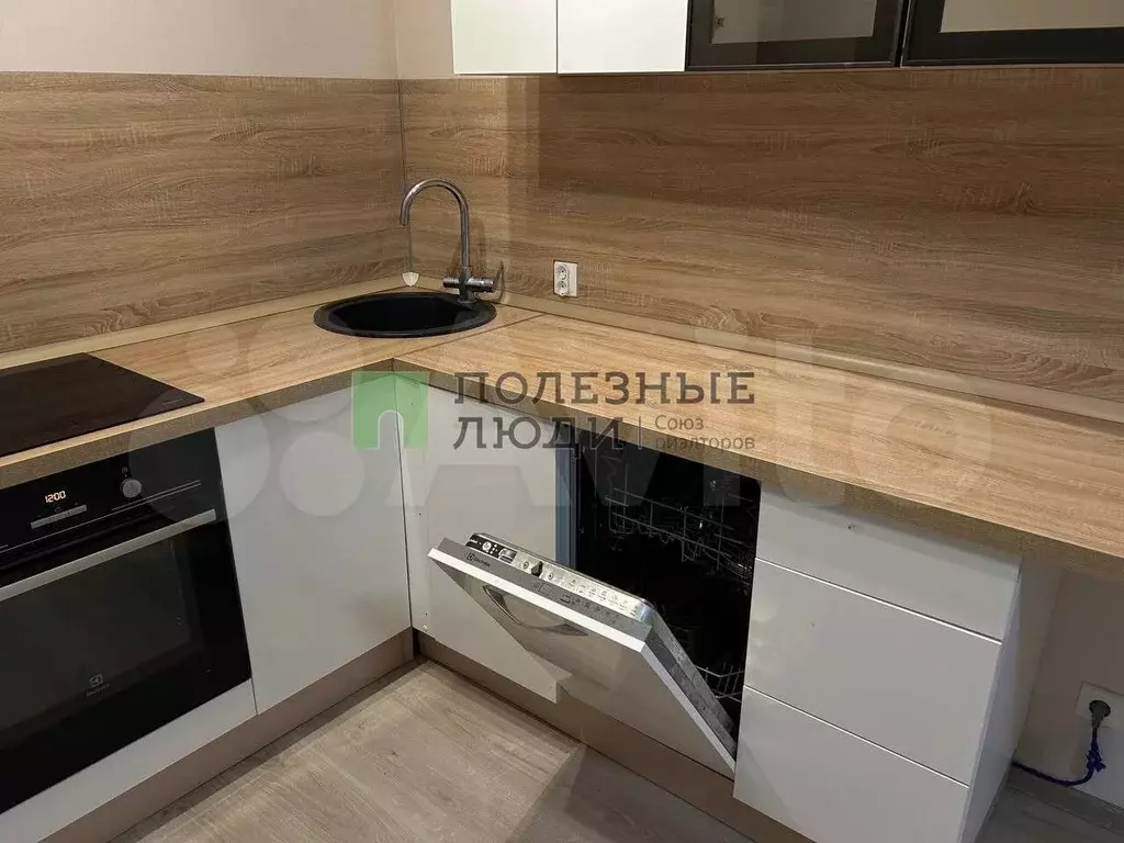 2-к. квартира, 40 м, 8/16 эт. - Фото 1